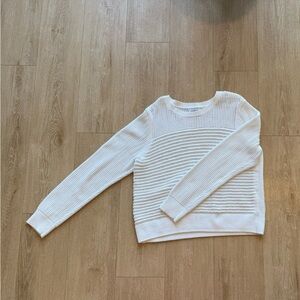 Evereve Cream Crew Neck Sweater